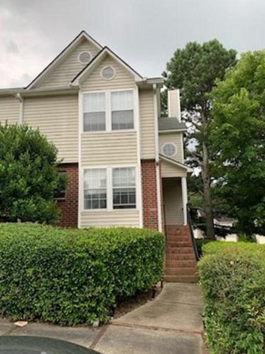 2268 Oak Glenn Cir, Duluth, GA 30096-4580