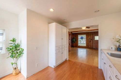 816 Dickel St, Anaheim CA  92805-1805 exterior