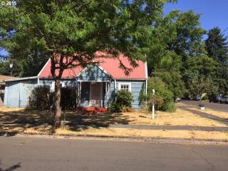 715 6th St, Springfield, OR 97477-4024