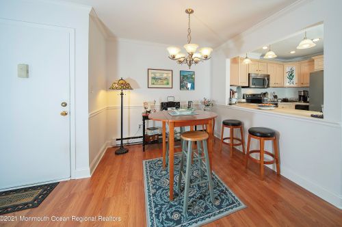 62 Manchester Ct, Tinton Falls NJ  07701-5496 exterior