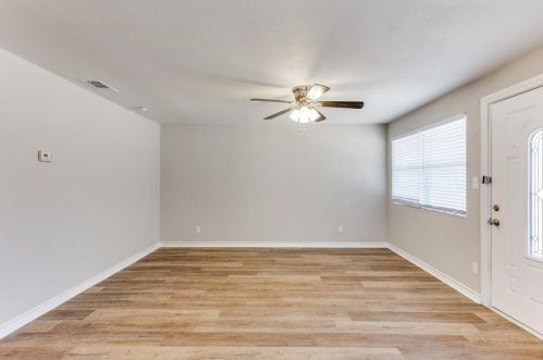 4367 Valentine St, Fort Worth TX  76107-6317 exterior