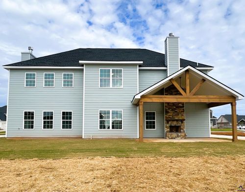 420 Cambrian Dr, Kathleen, GA 31047-4516