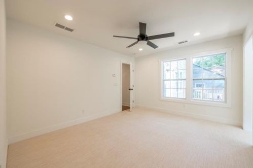 674 Charlotte Pl, Atlanta GA  30318-6375 exterior