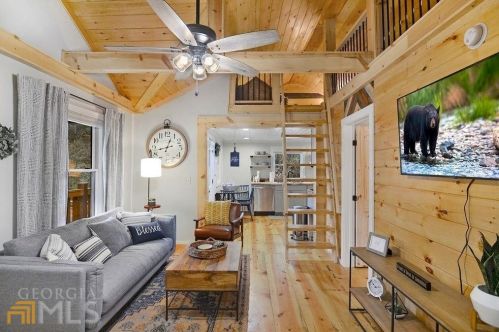 165 Corbin Hill Rd, Ellijay, GA 30540-3235
