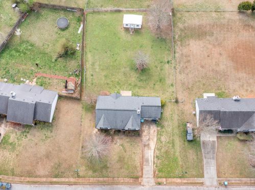 140 Greenleaf Dr, Hampton, GA 30228-5504