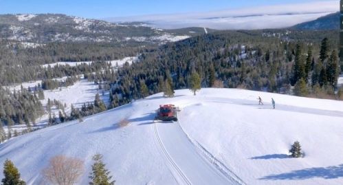14276 Ski Slope Way, Truckee CA  96161-6605 exterior