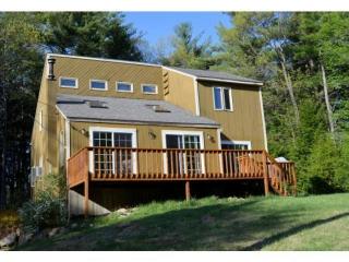 19 Greene St, Wilton, NH 03086-5827