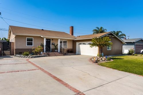 8112 Central Ave, Garden Grove, CA 92844-1714