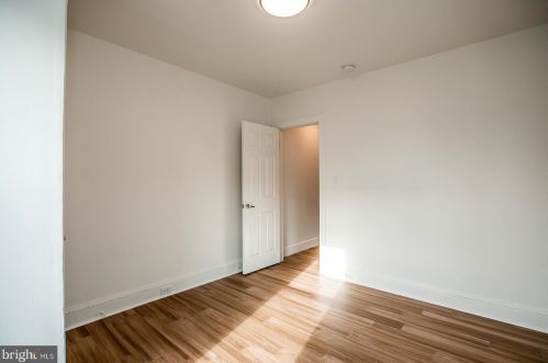 24 Ross St, Lancaster PA  17602-1940 exterior