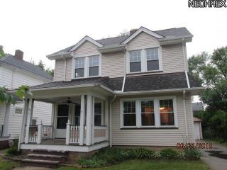 2080 Reveley Ave, Cleveland OH  44107-5835 exterior