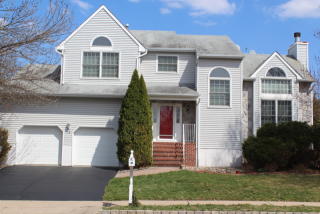 18 Simonson Ln, Millstone, NJ 08844-5249