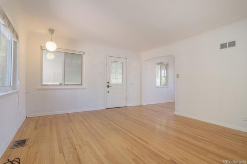 45 Ogden St, Denver, CO 80209-2309