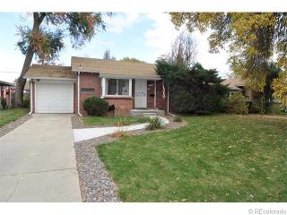 2230 Olive St, Denver CO  80207-4054 exterior