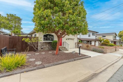 514 7th St, Del Monte Park, CA 93950-4504