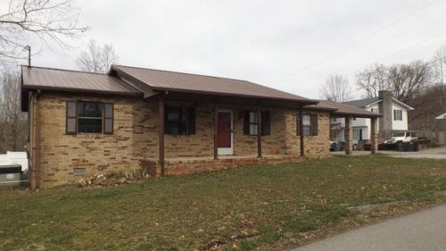 642 Ridgeview Estates Rd, Shively, WV 25508