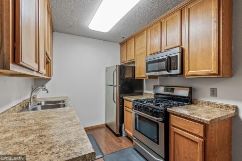 518 78th Ave, Minneapolis MN  55432-2704 exterior