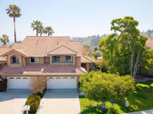 6031 Hackamore Ln, Anaheim, CA 92807-4870