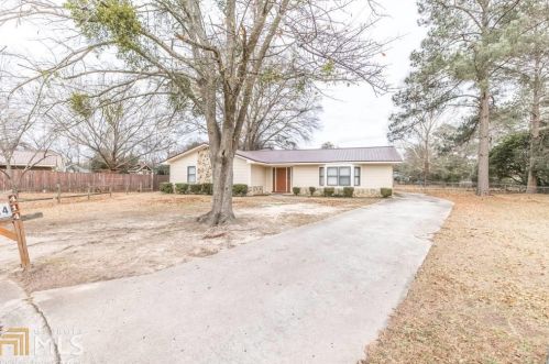 414 Tumbleweed Cir, Lithonia, GA 31028-1310