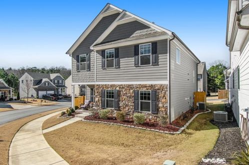 633 Sunflower Dr, Holly Springs, GA 30114-7250