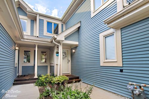 302 Bristol Ln, Barrington Hills, IL 60021