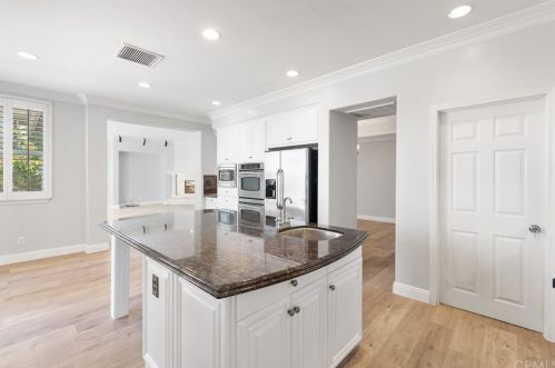 105 Bottlebrush, Irvine CA  92603-0688 exterior