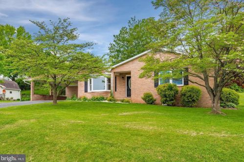 13722 Hillside Ave, Graceham, MD 21788-2149