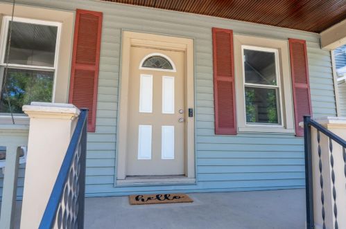 2725 Alberts Ct, Cincinnati, OH 45209-1607