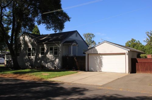 415 Mormon St, Folsom, CA 95630-2515