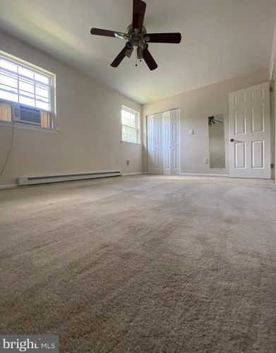 451 Coreopsis Dr, Lancaster PA  17602-1152 exterior