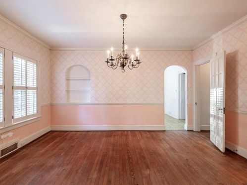 2794 Atwood Rd, Atlanta, GA 30305-3441