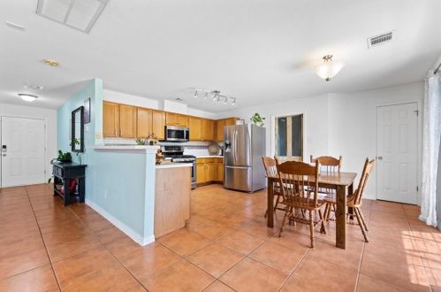 851 Brandi Cir, Uhland TX 78640-5340 exterior