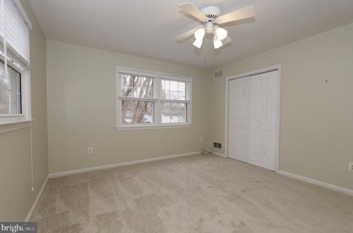 7099 Game Lord Dr, Springfield VA  22153-1312 exterior