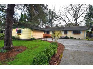 1950 Walnut St, Beaverton, OR 97123-4852