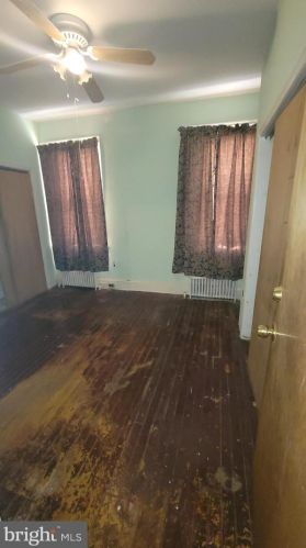 615 61 St, Philadelphia PA 19142-3514 exterior