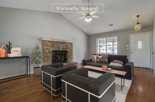 529 Pebble Point Dr, Loganville, GA 30052-7356