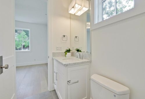 929 Russell Ave, Los Altos CA  94024-5061 exterior