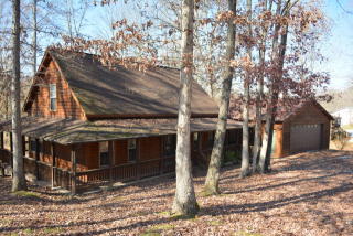 5233 Eagles Cove Rd, Byrdstown, TN 38549-4771