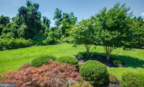 8305 Ventnor Rd, Riviera Beach, MD 21122-5745
