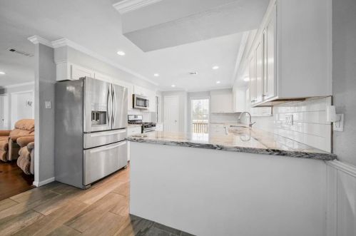 1100 Chateau Wood Pkwy Dr, Conroe TX  77385-9773 exterior