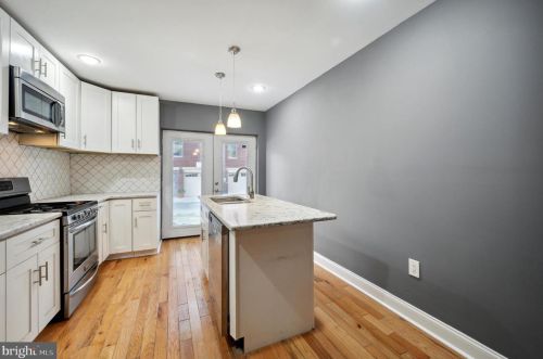 2026 Ellsworth St, Philadelphia PA  19146-2826 exterior