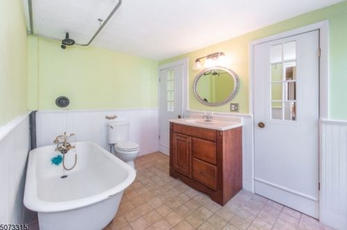 121 High St, Hackettstown NJ  07840-1905 exterior