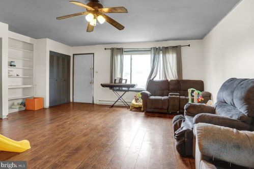 121 Irene Ave, Ephrata PA  17522-2169 exterior