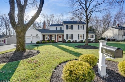15 Nantes Rd, Parsippany, NJ 07054-4027