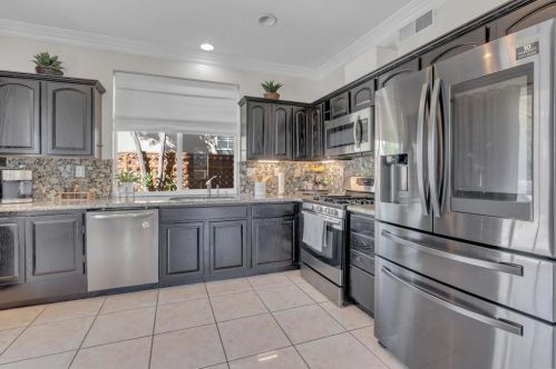 1263 Stanislaus Dr, Chula Vista CA  91913-1401 exterior