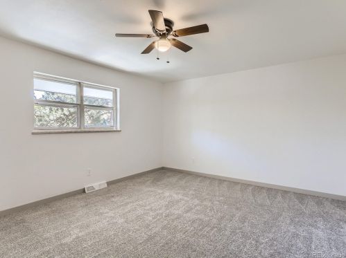 8894 Radcliff Ave, Denver CO  80237-2510 exterior