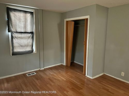 1255 Washington Ave, Tinton Falls NJ 07712-6346 exterior