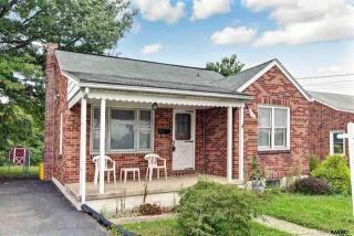 114 East St, York, PA 17403-1218