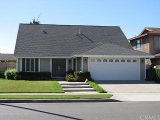 14812 Dahlquist Rd, Irvine CA  92604-2902 exterior
