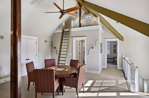 761 Highland Ter, Atlanta GA  30306-3409 exterior