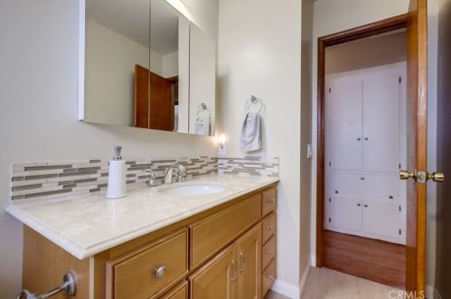 917 Ira Ct, Anaheim CA  92804-4007 exterior